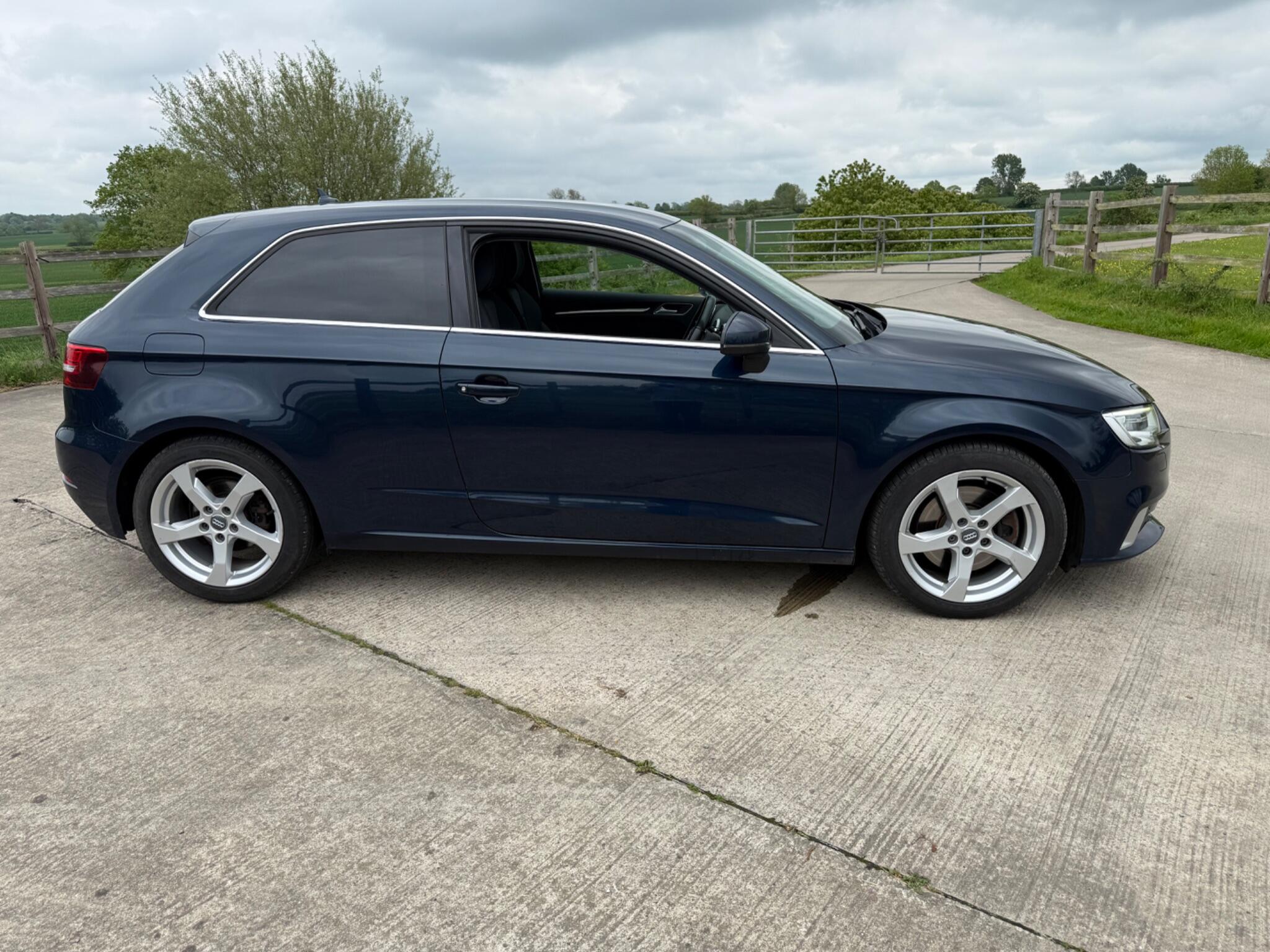 Audi A3 2.0 TFSI Sport S Tronic Euro 6 (s/s) 3dr — photo 84 of 120